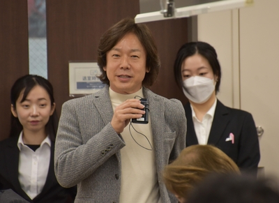 佐藤特任教授