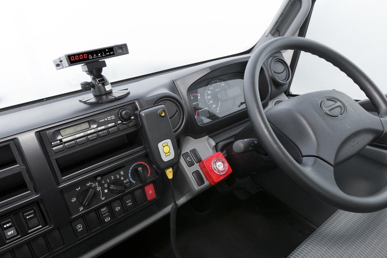 東海電子、アルコール・インターロック累計出荷実績3500台を突破