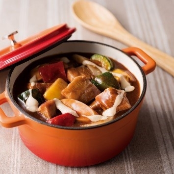 豚ロースのデミグラスソース煮込みポルチーニの香り