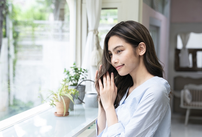 髪がパサつく冬に重要なヘアケア方法とは？