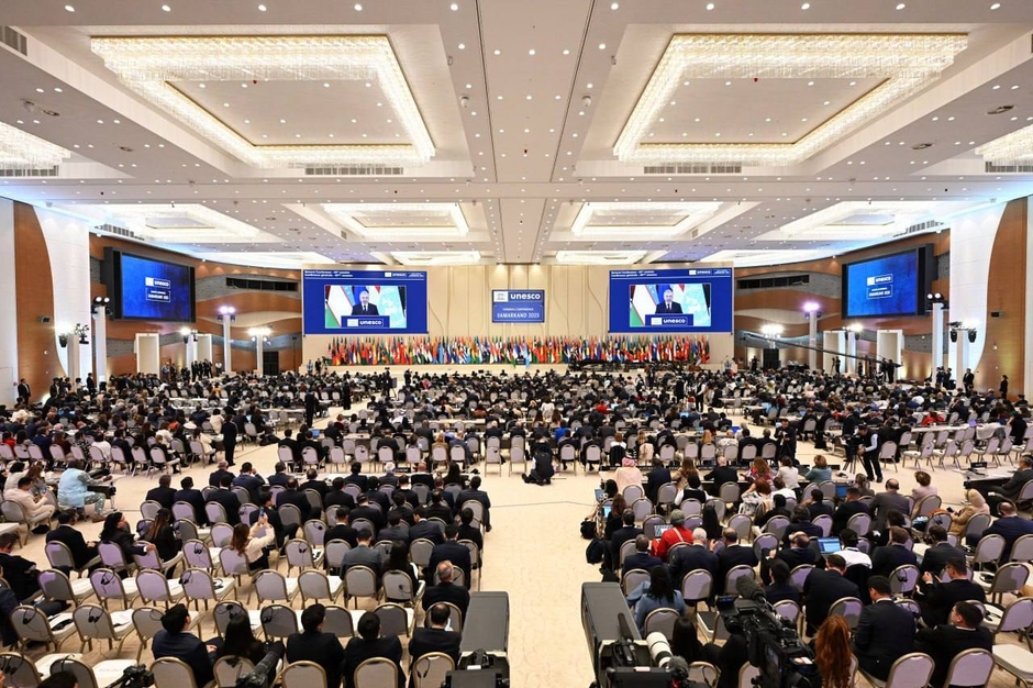 第43回ユネスコ総会開会式