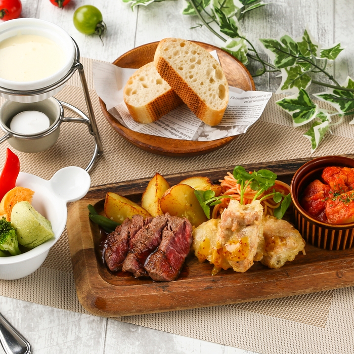 平日限定　ミックスランチ　パンORライス付　　1,000円