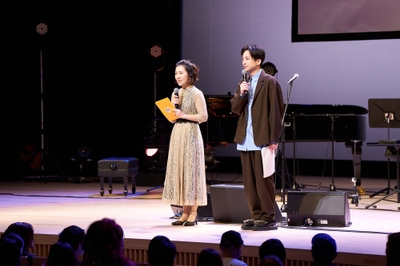 司会者:河井ゆずる・岩崎ひろみ