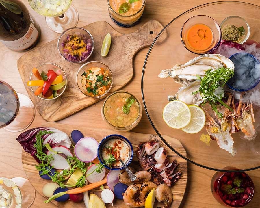 地元野菜、地元魚介をふんだんに使用した オーシャンビストロ　とぅくとぅくの料理