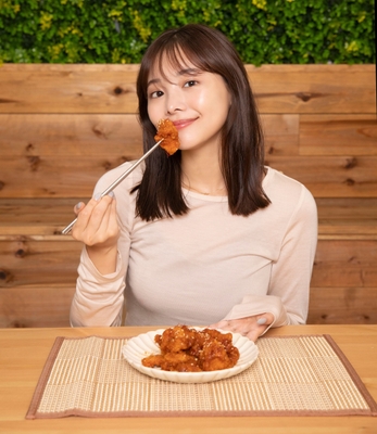Qoo10 Presents「ドラマ観ながら、なに食べよ?」『エクストリーム・ジョブ』編