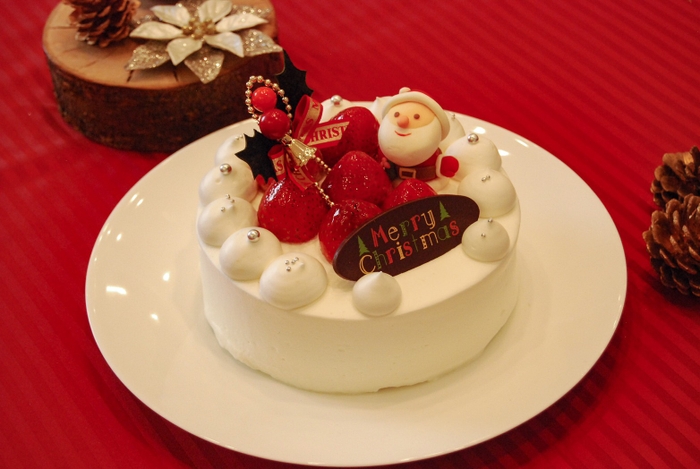 苺のクリスマスケーキ