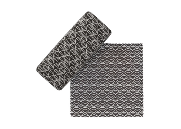 専用ケース・メガネ拭き(付属)