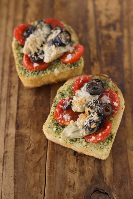 牡蠣のガーリックトースト 