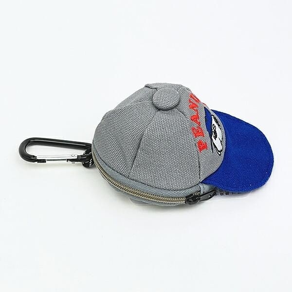 スヌーピーのキャップ型ポーチ