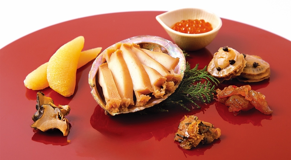 宴席華やぐ品々