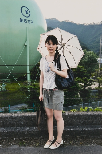 田代一倫《はまゆりの頃に #8》2011年 (C) Kazutomo Tashiro