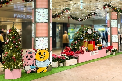 『ホワイティうめだで過ごすクリスマス』花装飾【場所:FARURU通路】