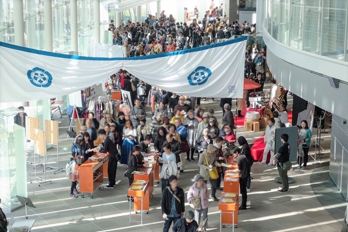 例年約2万人の来場者で賑わいます