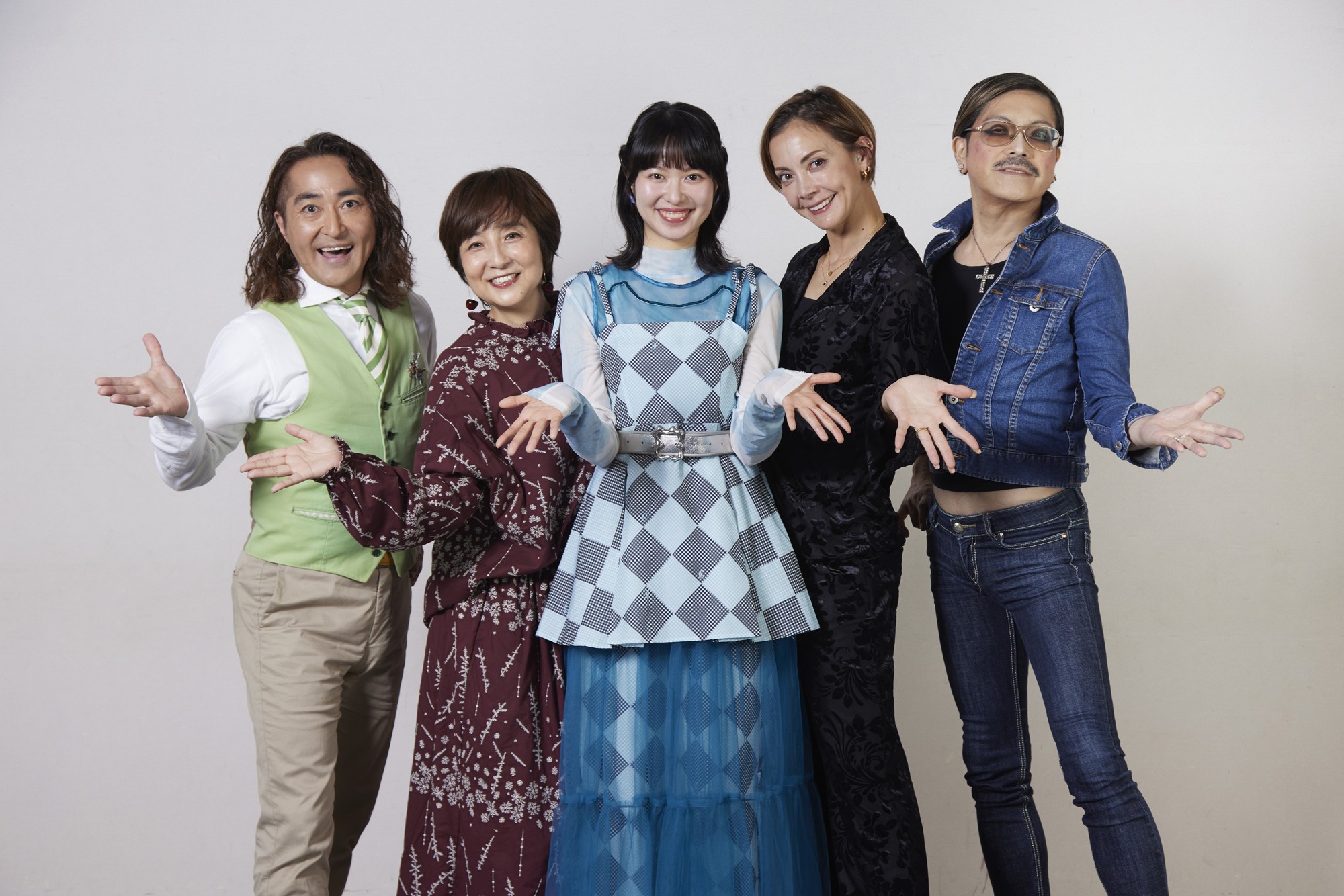 10月より全国42都市48公演の全国ツアーを巡る ミュージカル 「ALICE 〜不思議の国のアリスより〜」 公式YouTube LIVEを毎週配信中！
「⽂化庁 劇場・⾳楽堂等における⼦供舞台芸術鑑賞体験⽀援事業」採択。東京・愛知公演10月17日（土）12:00より子供無料招待の受付開始