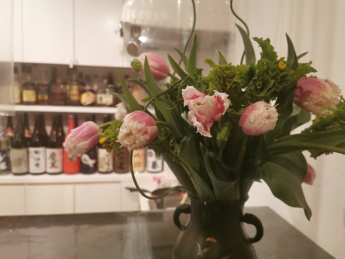 お酒を飲みながらIKEBANA