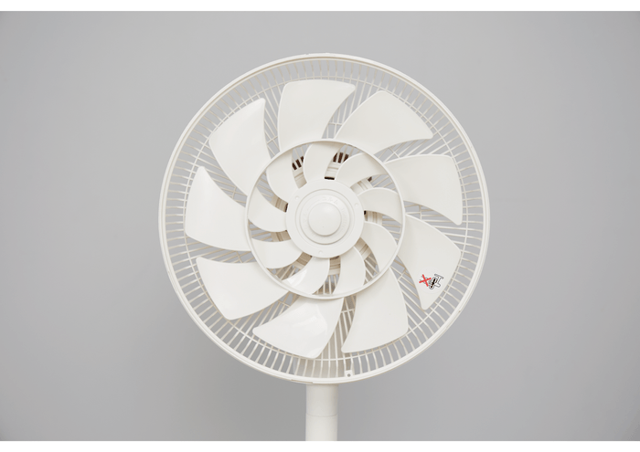 独自設計の一体型18枚羽根