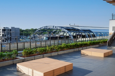 「station view terrace」