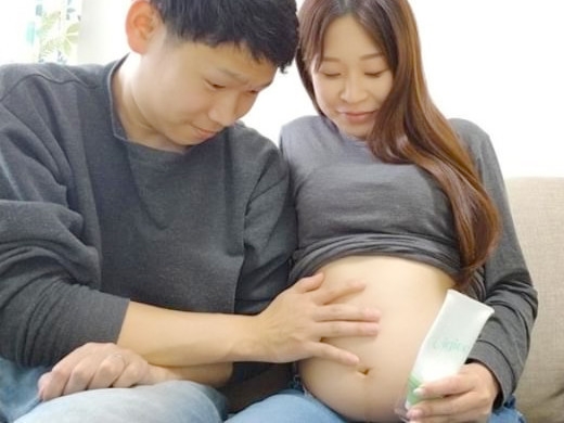 パパも一緒にケア!赤ちゃんを実感!