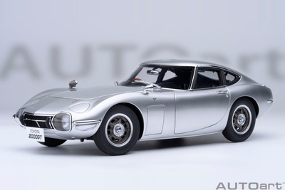 オートアート社製トヨタ 2000GT 1967