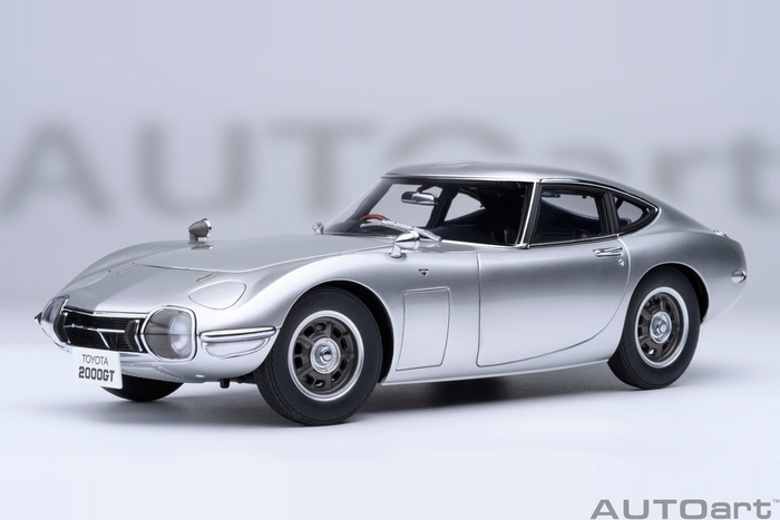 オートアート社製トヨタ 2000GT 1967