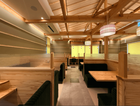 ▲木の温かみのある内装