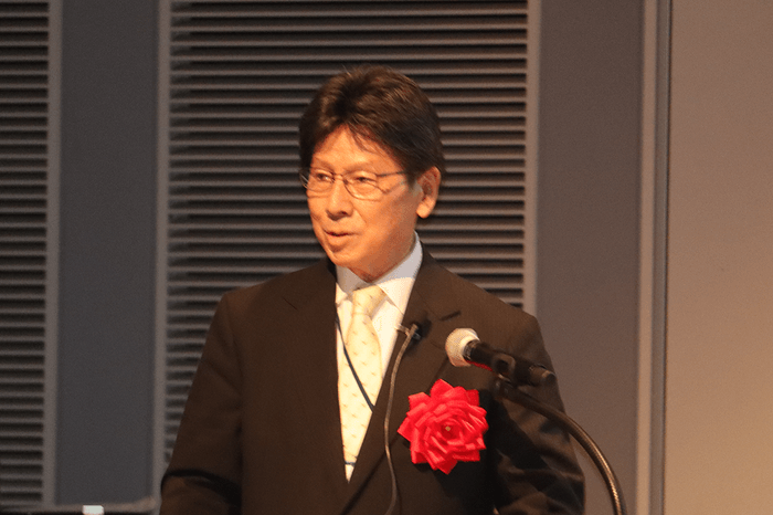 海外輸出に活路を見出した室町酒造の花房社長