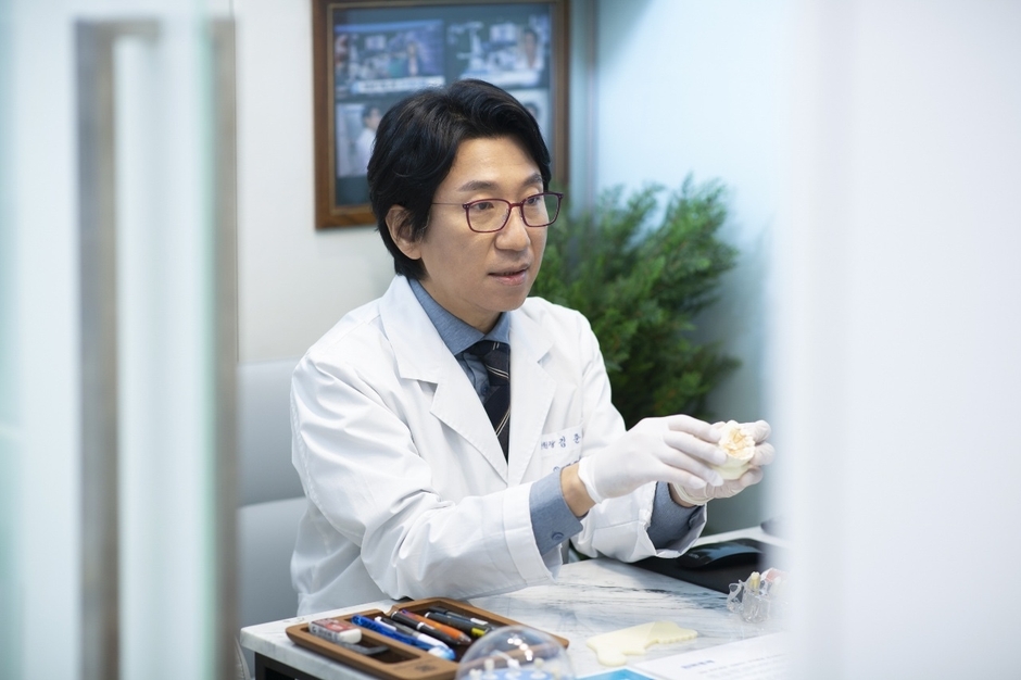 病院長 キム・ジュンホン