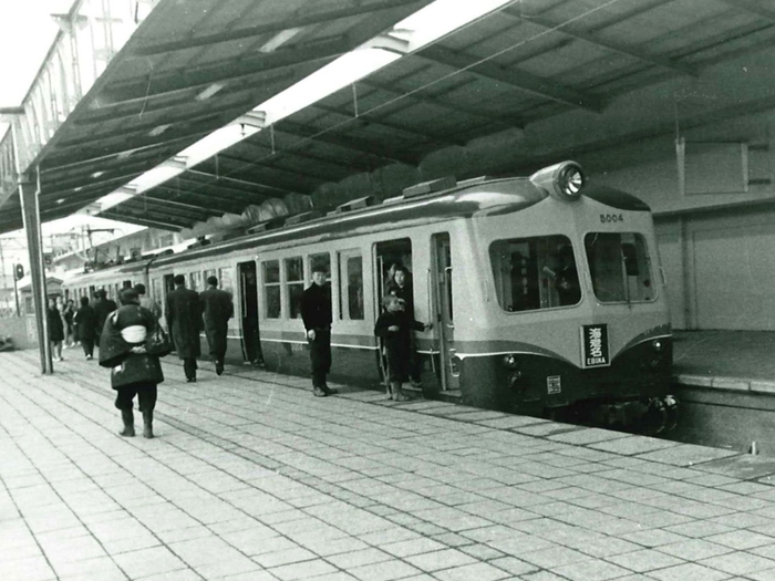 相鉄線横浜駅に停車する旧5000系〔1968年(昭和43年)〕