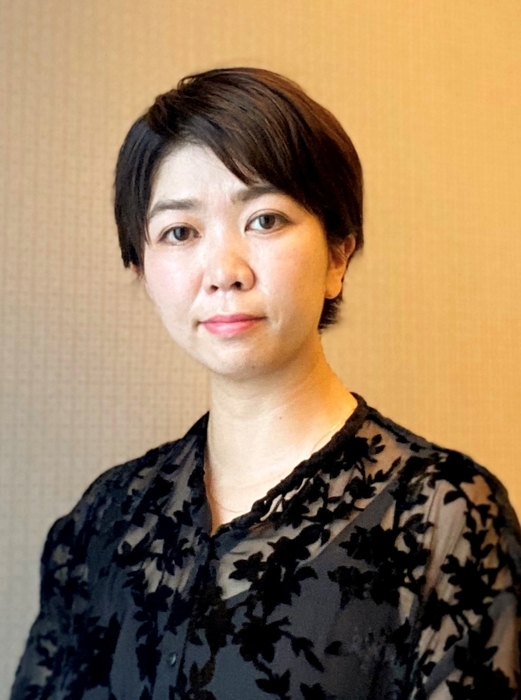 佐野亜裕美さん