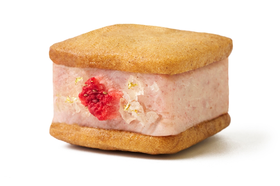 まりひめ苺とシャンパーニュ