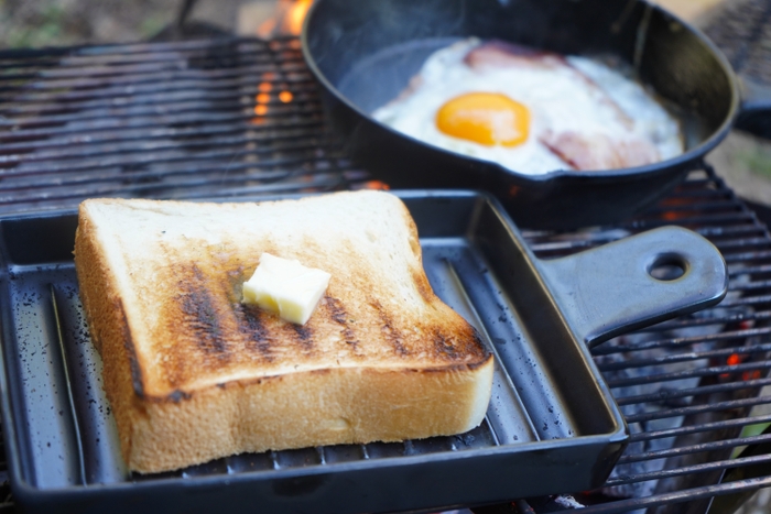 キャンプ場に持っていけば、外で美味しいパンが食べれる