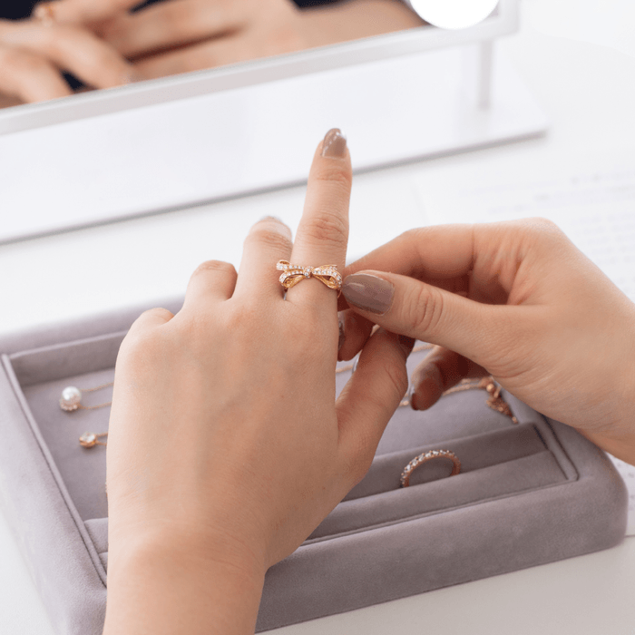 自分の席でマイペースに試着