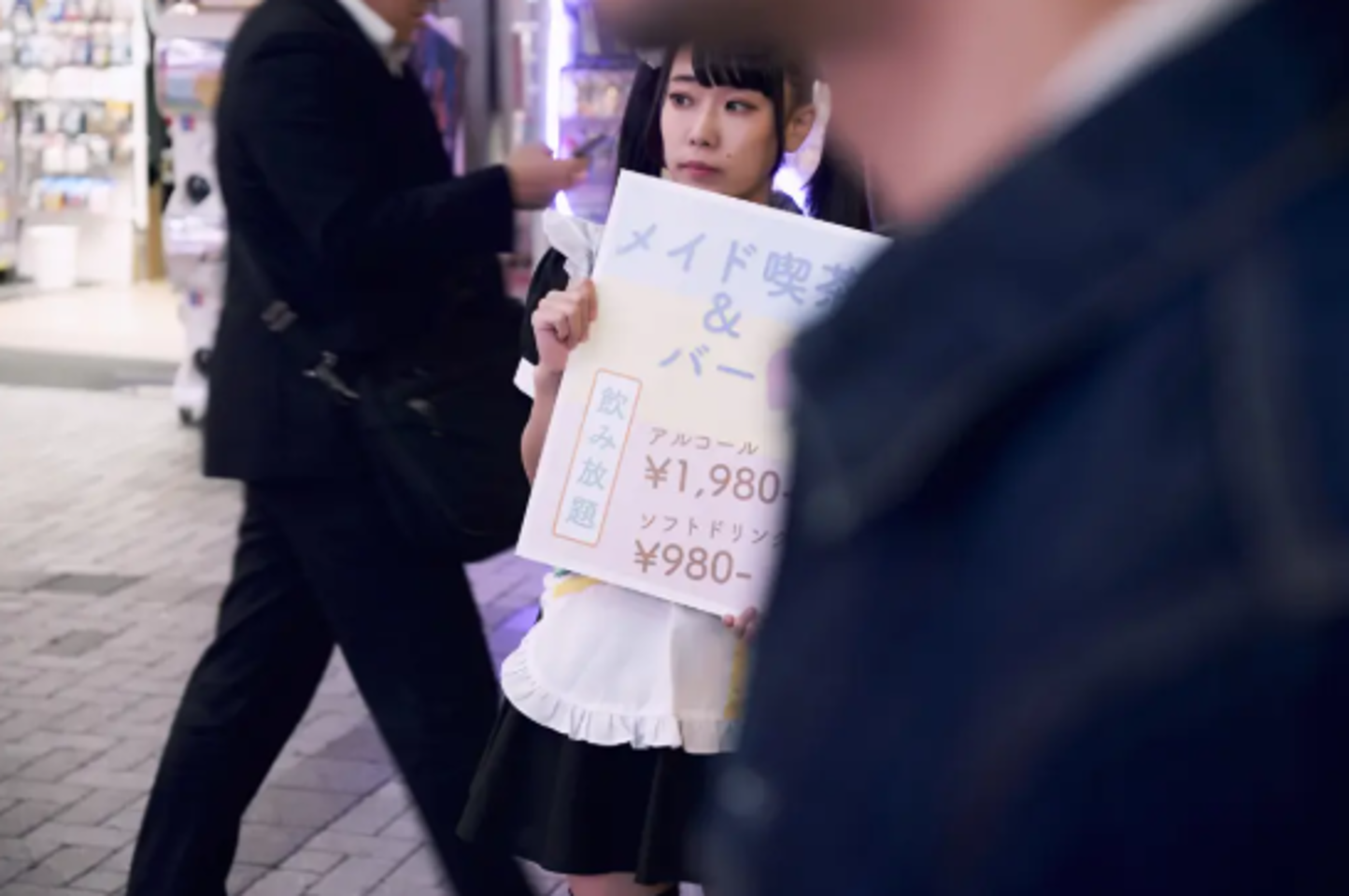 ぼったくり被害に遭ったら？警察・カード会社・弁護士に相談する前の正しい対処法