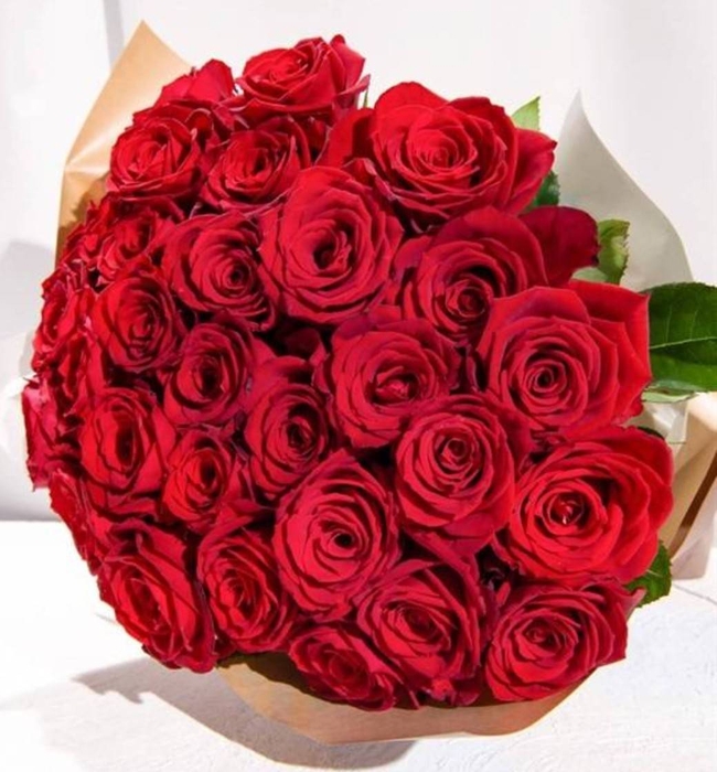 30本のバラの花束 赤