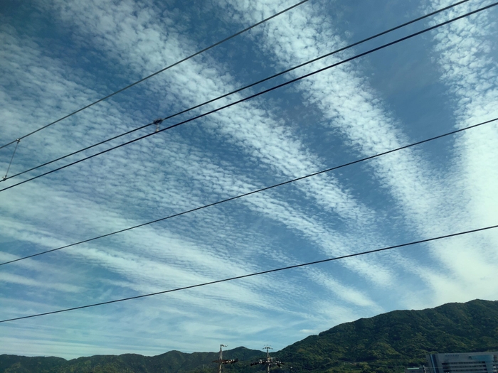 「地震雲」と呼ばれる雲