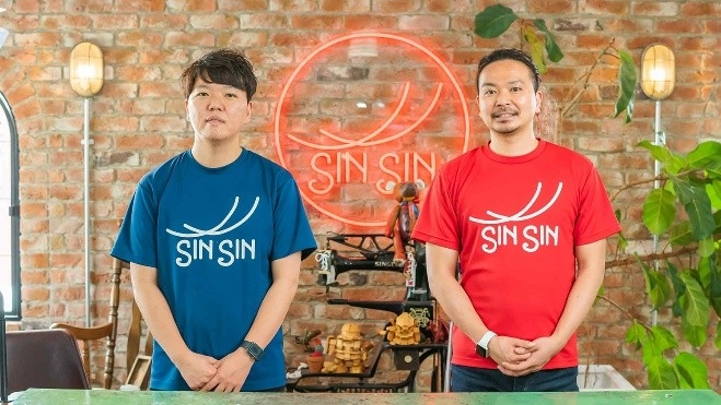 ckDrC7Y4CagUzPZZyDls