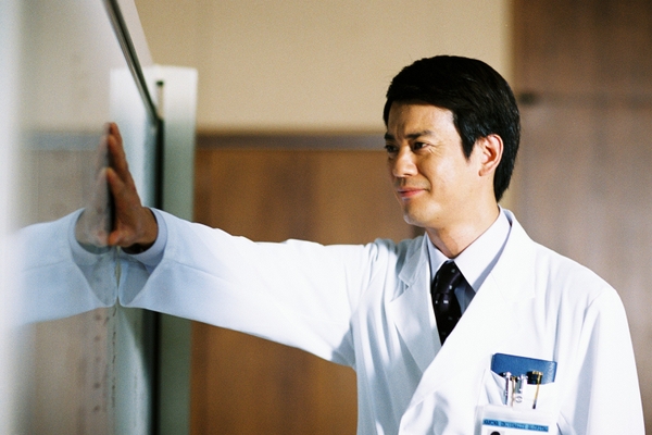 ©共同テレビジョン　原作：山崎豊子「白い巨塔」(新潮文庫 刊)