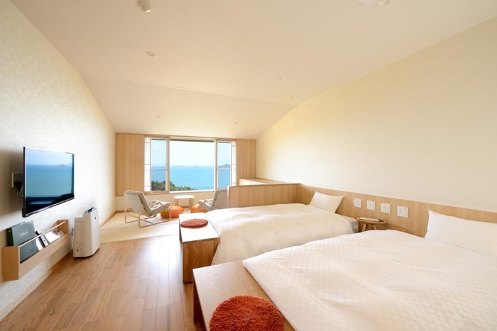 多島美をひとり占め!最上階の和洋室(休暇村瀬戸内東予)