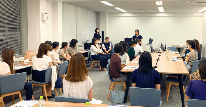 過去に開催した保健師向けセミナーの様子 1