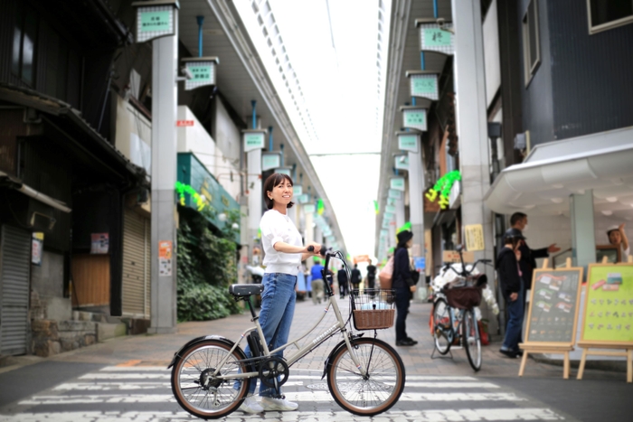 RENAULT Marseille206E 車体カラー:Beige(1)