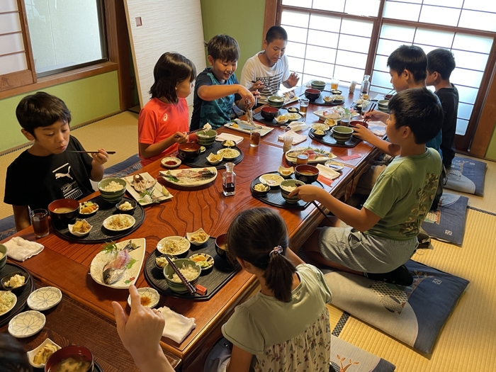 釣った魚を料理してもらって実食