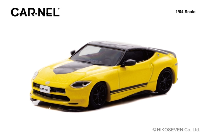 1/64 日産 フェアレディ Z Version ST Customized Edition 2023 Ikazuchi Yellow / Super Black:左前