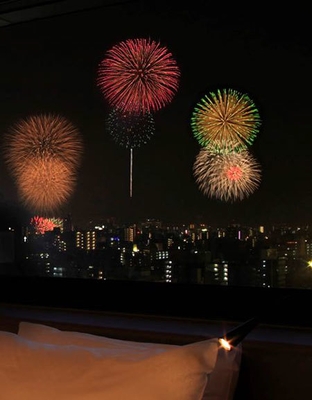 客室からご覧いただける花火(イメージ)