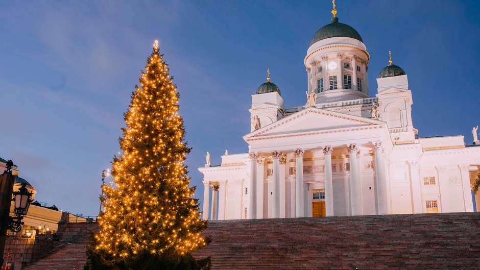 ヘルシンキ大聖堂とツリー