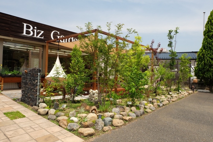 花・緑・庭で笑顔をつくった部門(プロフェッショナル)準グランプリ ビズガーデニング株式会社 浅野 栄二様