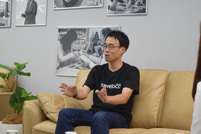 終始優しい笑顔でお話する椎谷社長、お人柄の良さがにじみ出ています。