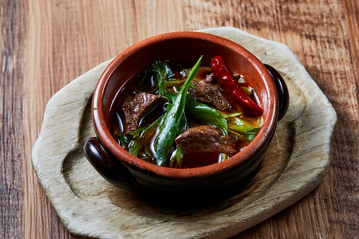 牛ハツ(ハート)とマッシュルームのアヒージョ