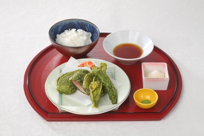 宇治抹茶の天ぷら<海老・鶏肉・野菜> 1,720円