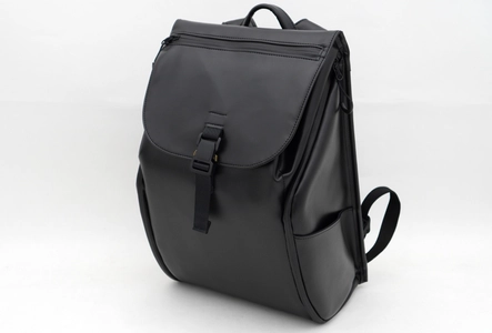 中高生の通学負担を軽減するリュック「rakuru」発表！
宣伝会議賞の協賛企業賞「ふたんが、ふっとんだ。」が新キャッチフレーズに