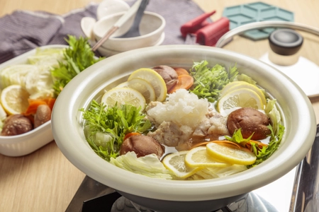 軽くて扱いやすく、割れない土鍋風万能鍋  9月20日発売！ ～煮物・焼き物・炒め物などすべての料理に対応～